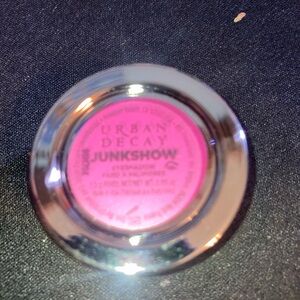 Urban Decay Junkshow Pink Eyeshadow
